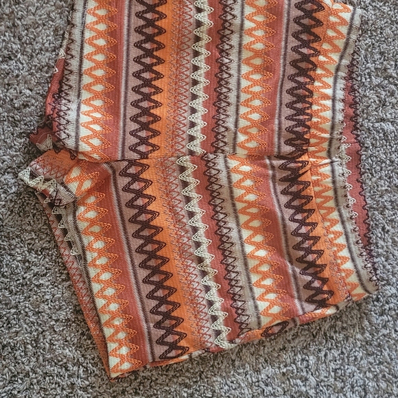 Colorful Patterned Knit Set - Picture 2 of 3